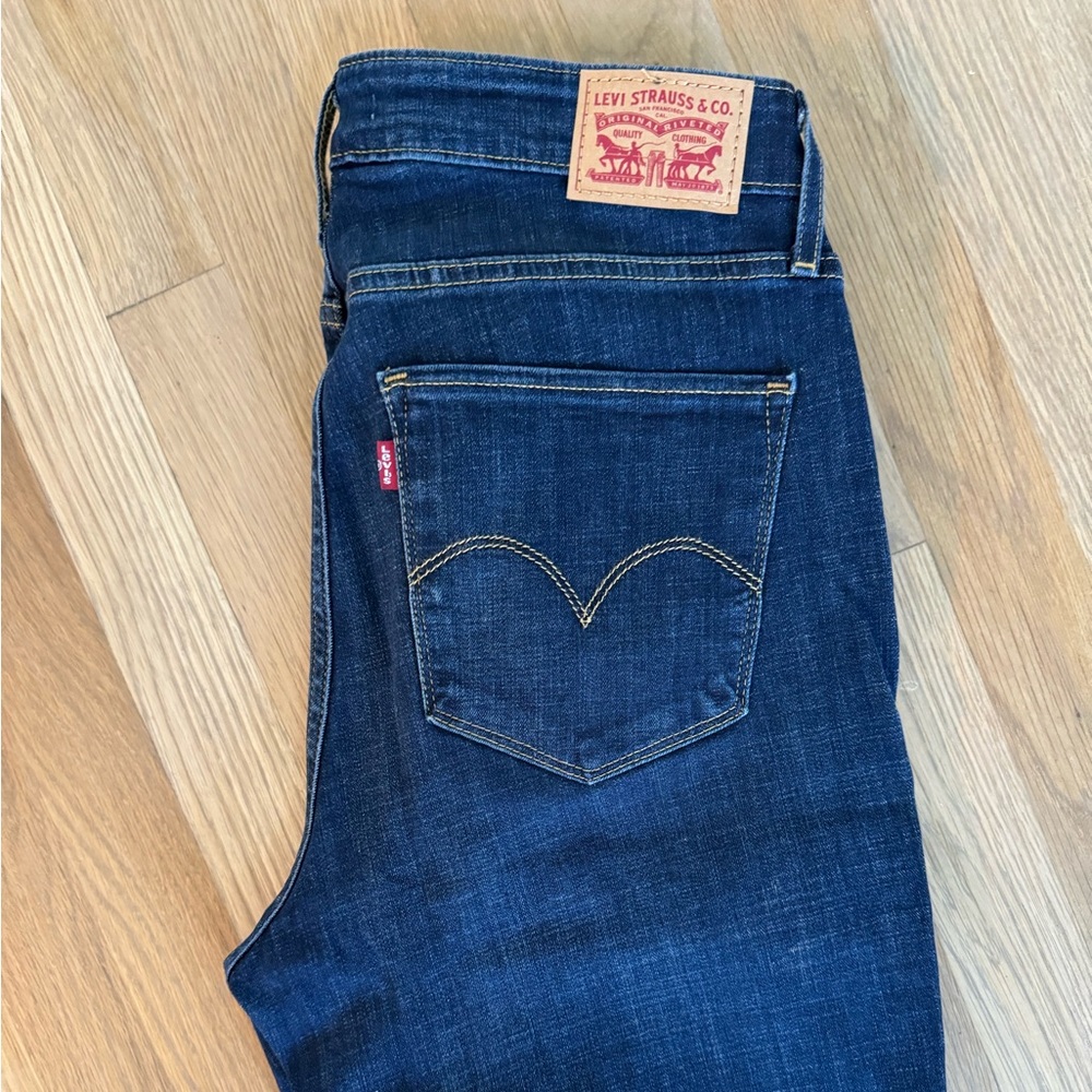 Levi Strauss 721 high rise skinny jeans size 33